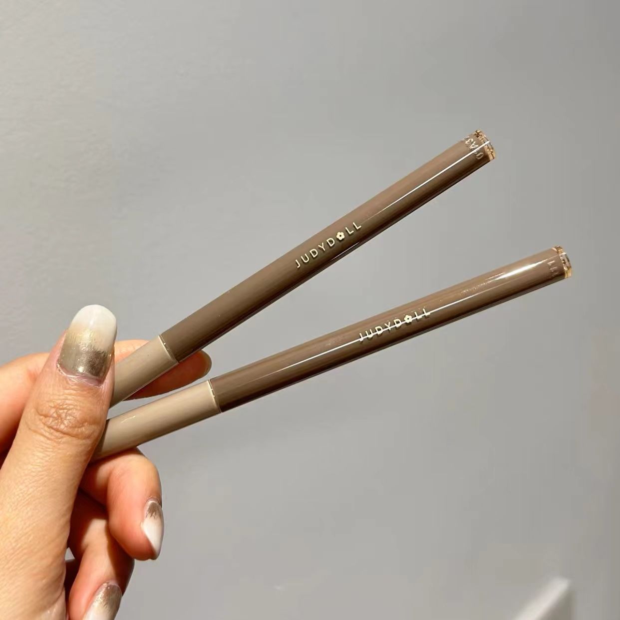 橘朵新款眼線膠筆防水持久棕眼線膠筆防水不掉色爆款