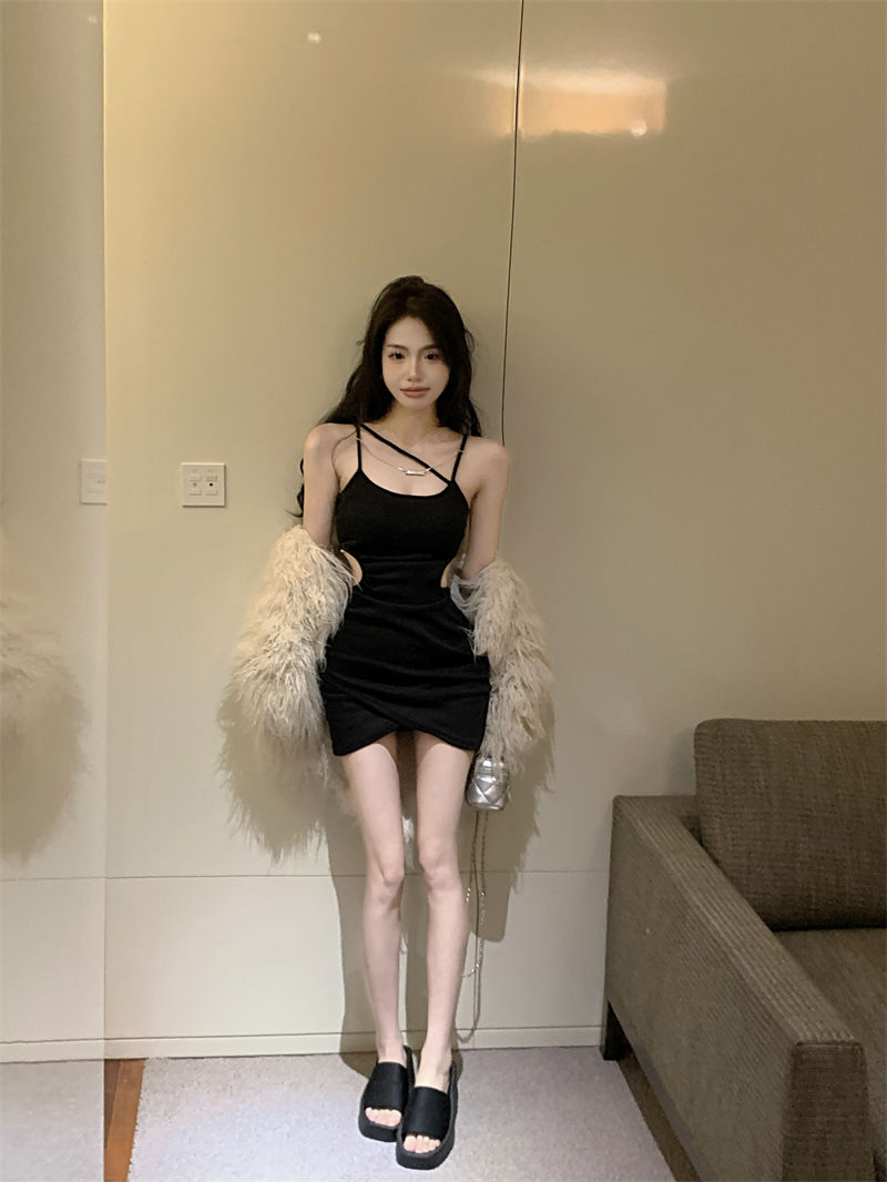 European and American style hollow strap dress female niche scheming irregular design foreign style waistless hot girl bag hip skirt