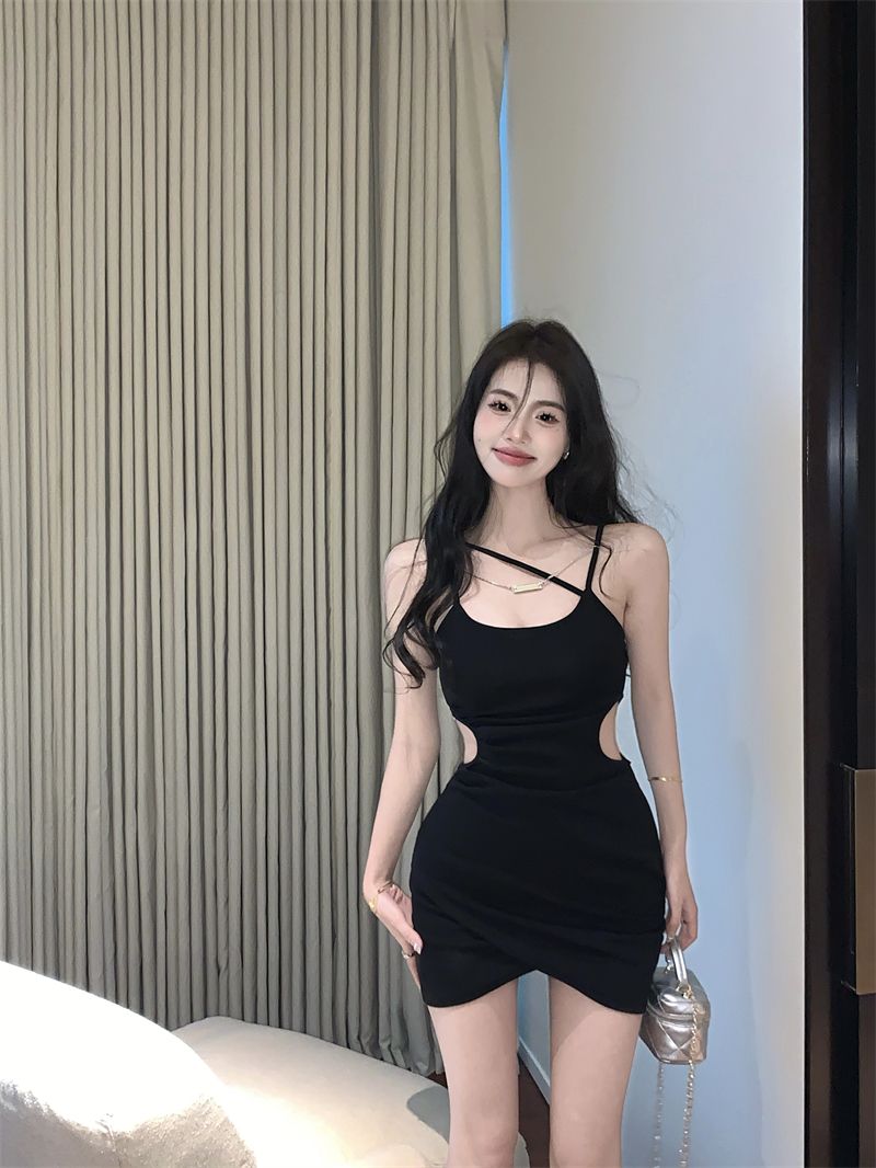 European and American style hollow strap dress female niche scheming irregular design foreign style waistless hot girl bag hip skirt