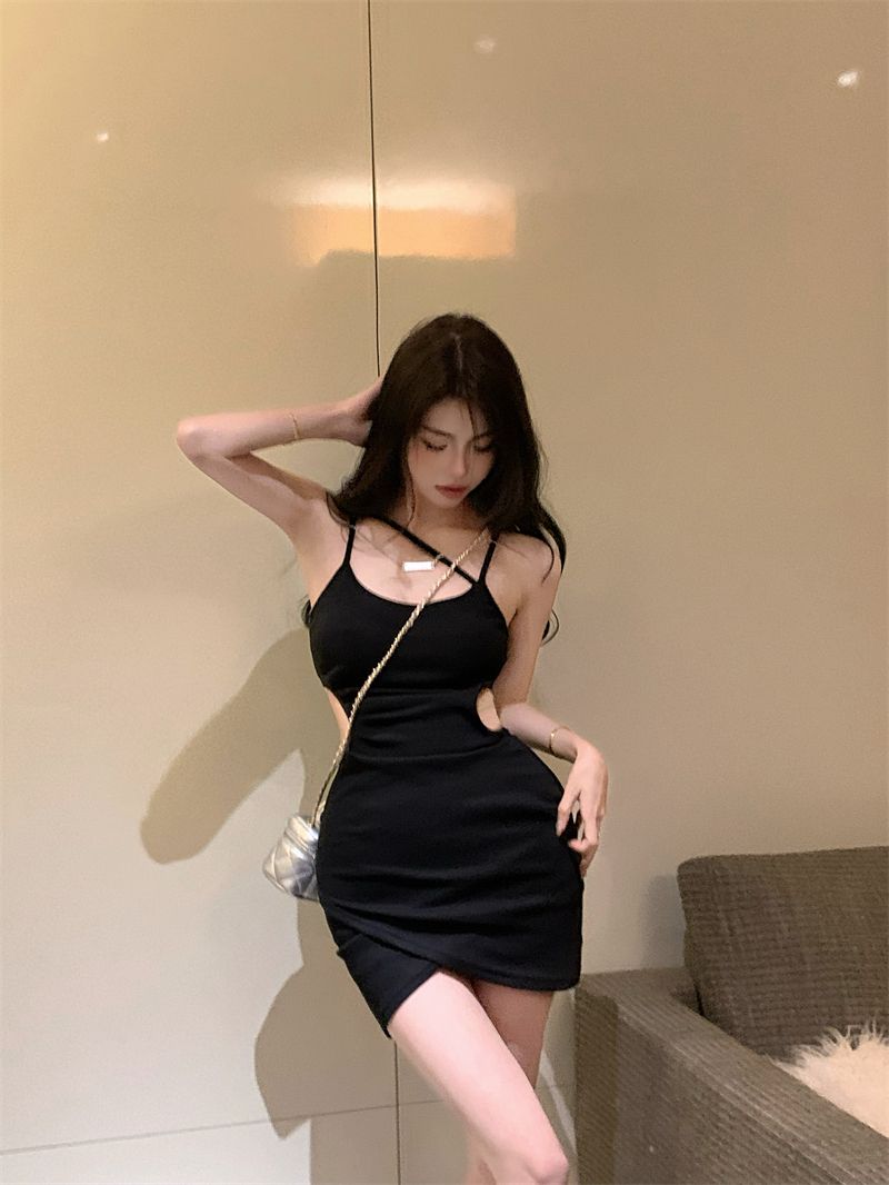 European and American style hollow strap dress female niche scheming irregular design foreign style waistless hot girl bag hip skirt