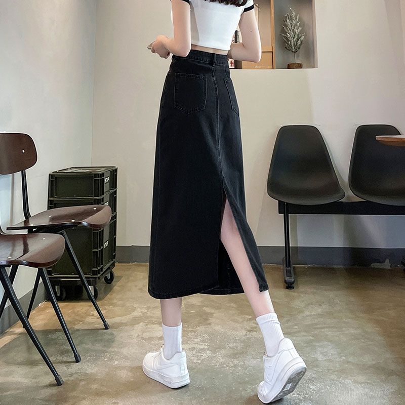 Retro slit denim skirt women's spring dress 2023 new high waist thin and small a-line bag hip skirt