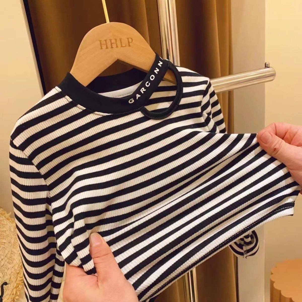 Girls'  spring and autumn clothes new letter hollow collar striped high elastic all-match foreign style bottoming shirt T-shirt top t