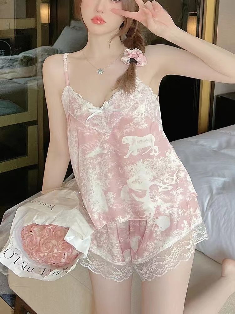  Ice silk pajamas women's summer net red sexy lace suspenders shorts three-piece set high-end home service suit