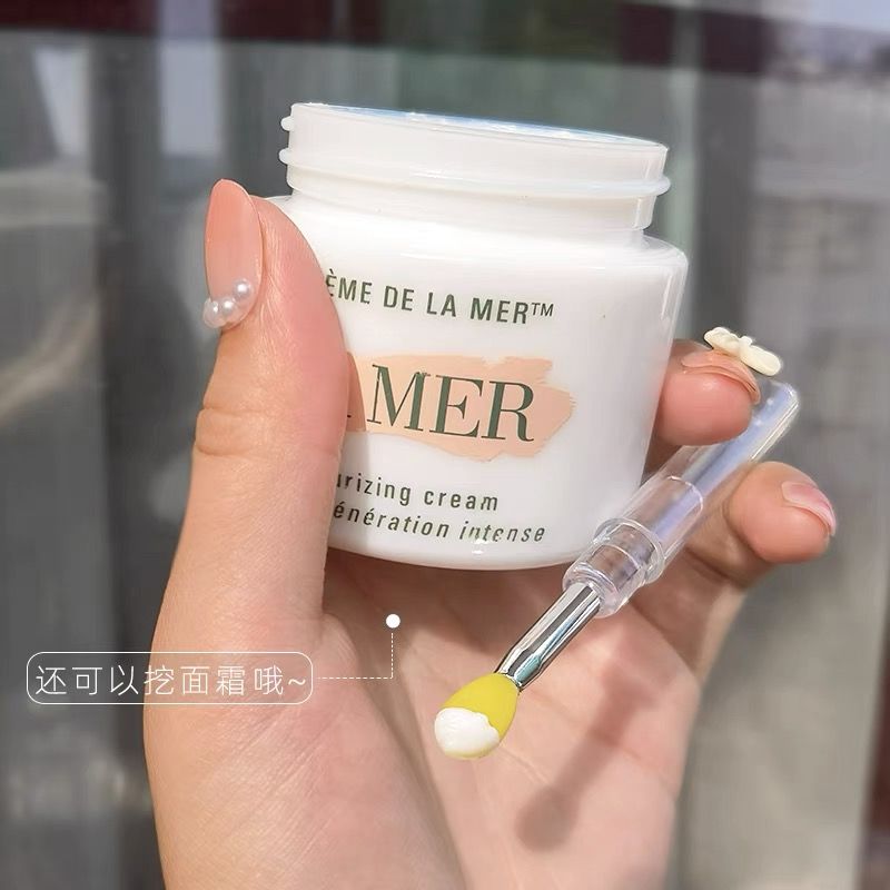 硅胶唇刷带盖便携旅行短款唇膜刷润唇膏刷专业迷你口红刷化妆师