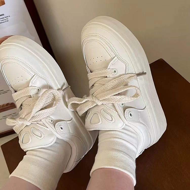 Explosive small white shoes 2023 spring new casual sports shoes trendy all-match thick-soled niche original soft-soled sneakers