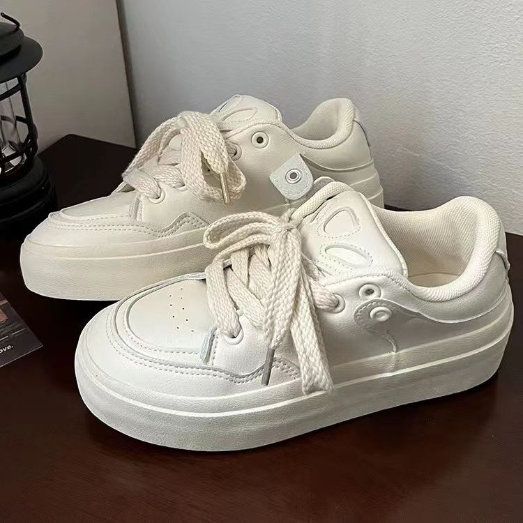 Explosive small white shoes 2023 spring new casual sports shoes trendy all-match thick-soled niche original soft-soled sneakers