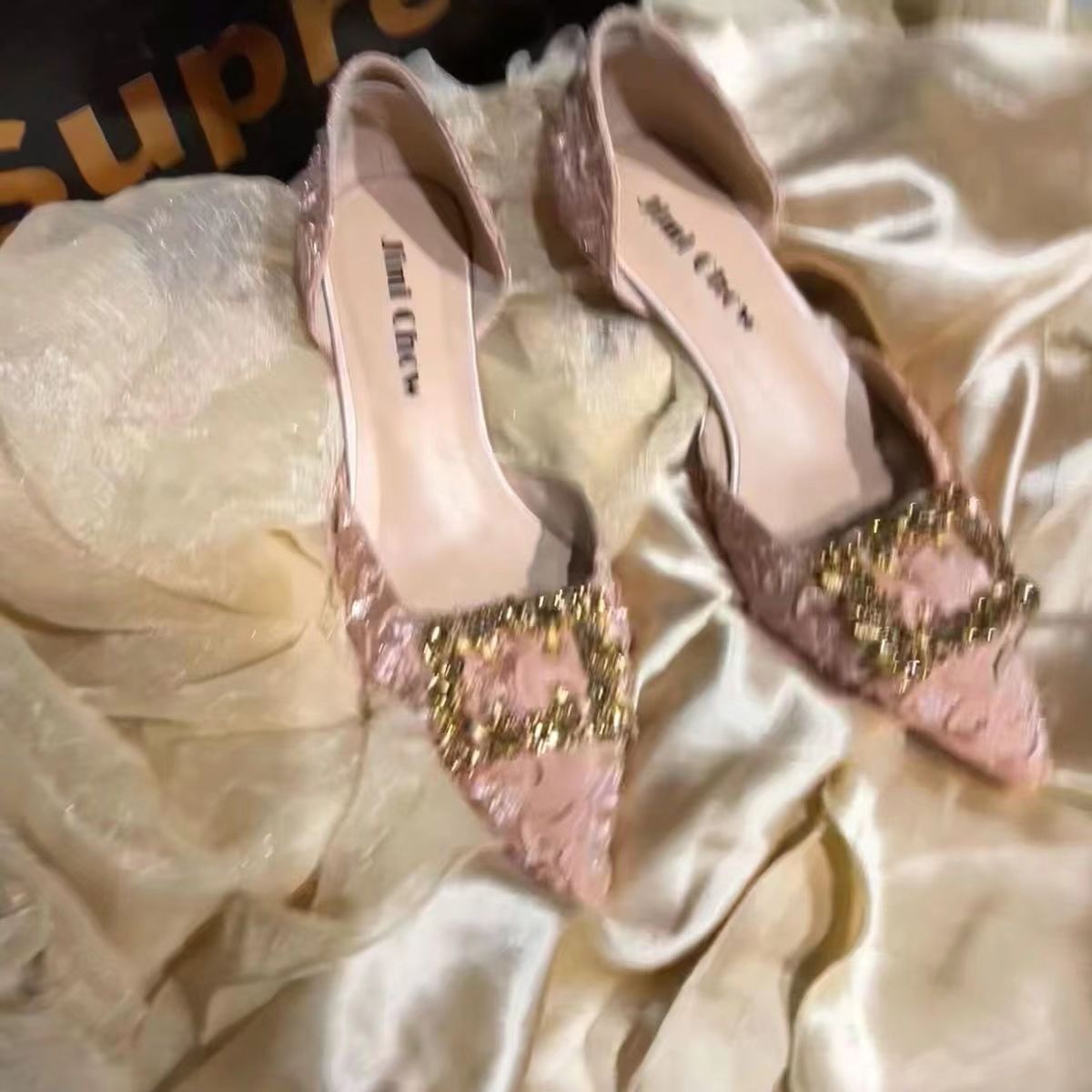 High heels women's 2023 new mid-heel women's shoes pointed toe square buckle rhinestone super fairy wedding shoes low heel small fragrant style single shoes