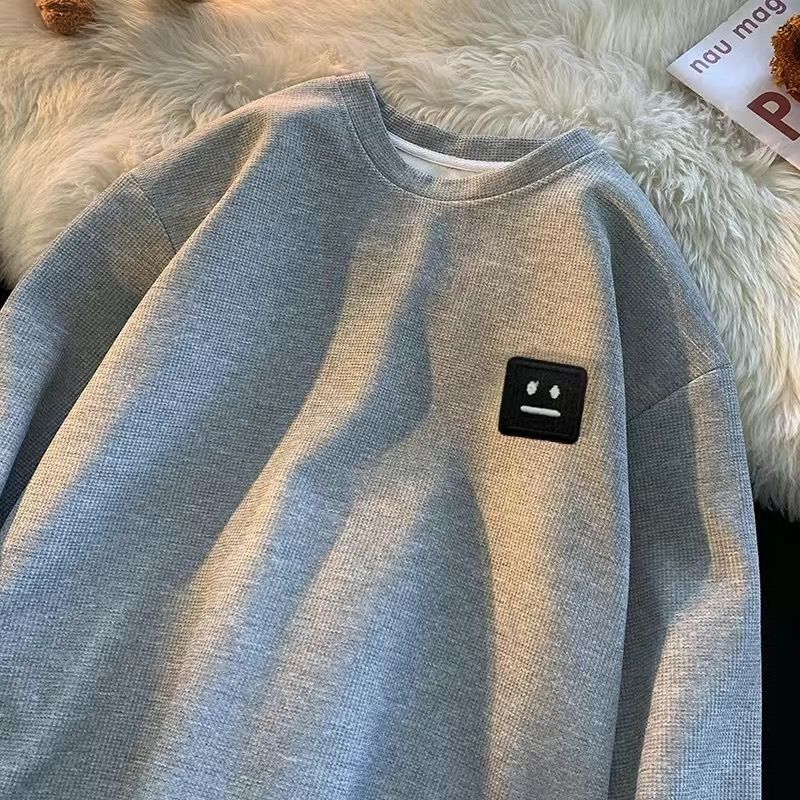 T-shirt a maniche lunghe waffle sottile con cappuccio inferiore da uomo girocollo autunno e inverno e cappotto in pile_voghion.com