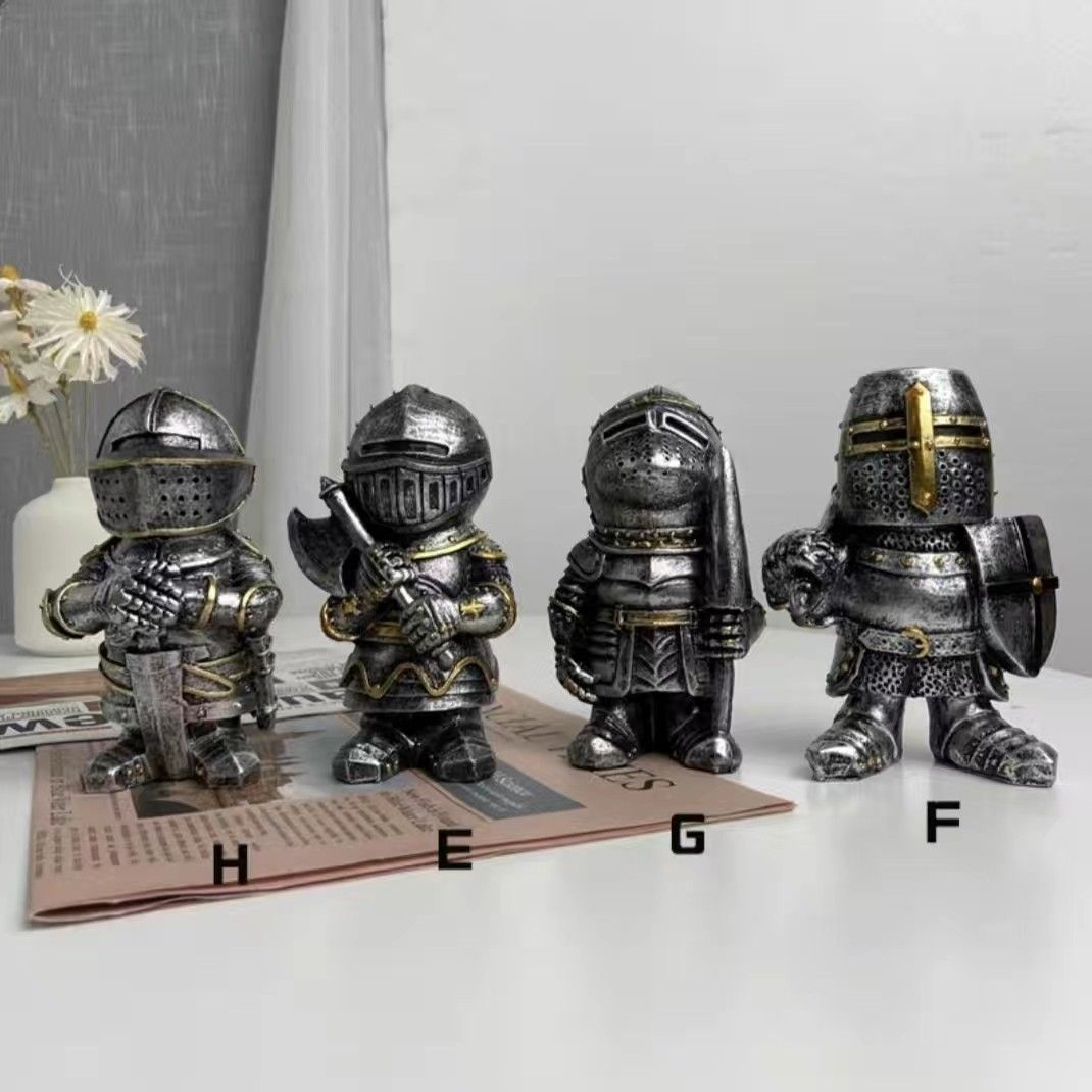 Quirky Small Doll High-End Niche European Style Knight Guard Figurine Desk Soldier_voghion.com