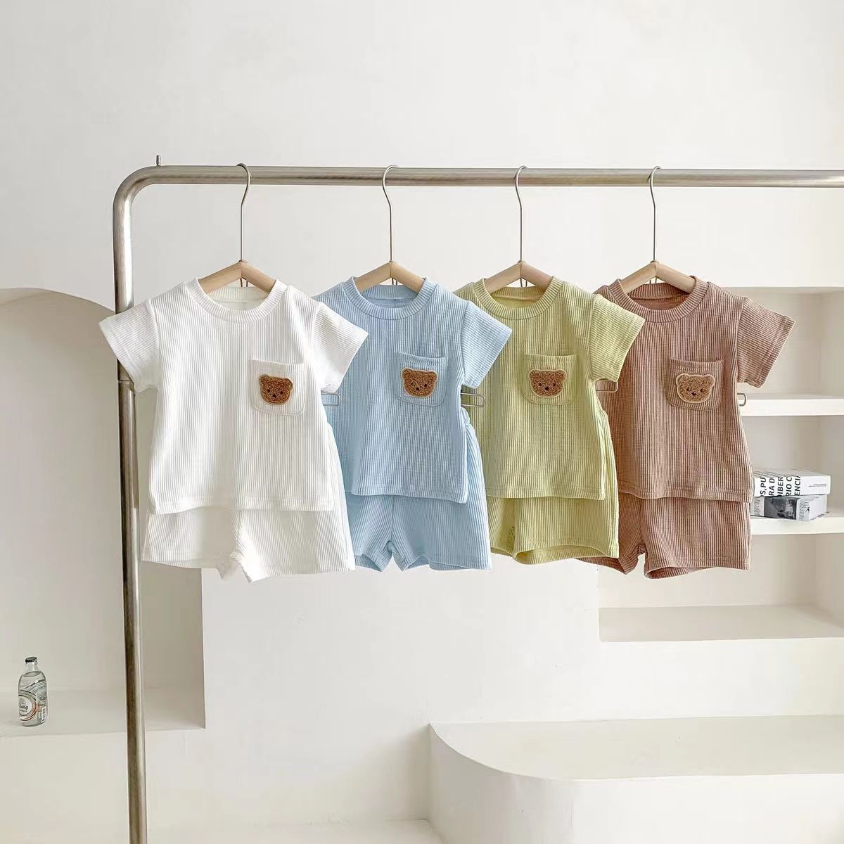 2023 summer new children's short-sleeved suit boys and girls children's T-shirt casual two-piece Korean version of the top children