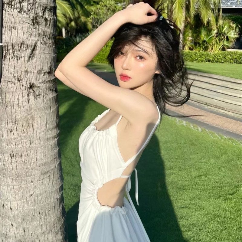 French design sense white super fairy open back suspender dress Sanya seaside beach skirt tourist temperament long skirt