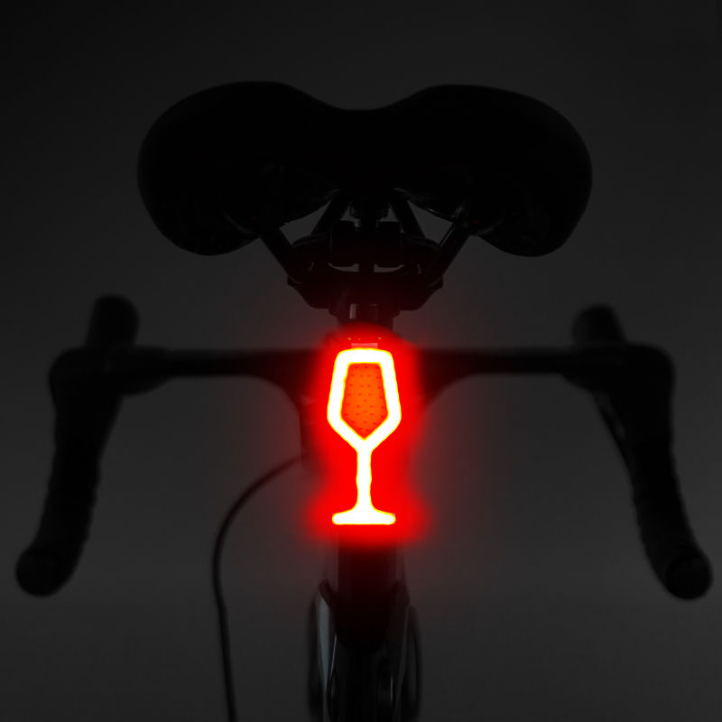 自行车灯山地车尾灯usb充电夜骑警示灯骑行高亮创意装备配件全套