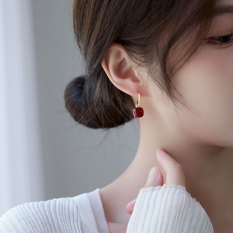 高級感紅色耳飾女獨特耳環氣質洋氣耳釘2023年新款潮爆款幾何耳墜