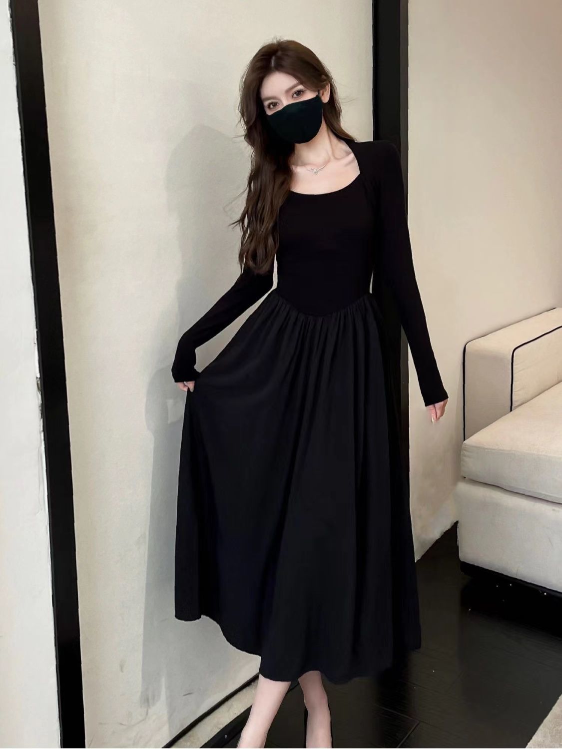 Black square collar long-sleeved knitted dress women's spring design sense French inner waist slimming mid-length skirt