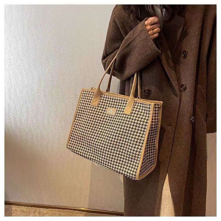 Sac à main en toile pour femmes, fourre-tout polyvalent à carreaux, grande capacité, mode printemps/été, épaule avancée, sac de maman_voghion.com