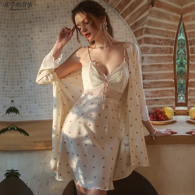 花季的故事睡衣女夏季冰絲帶胸墊無袖吊帶睡裙性感超辣家居服套裝