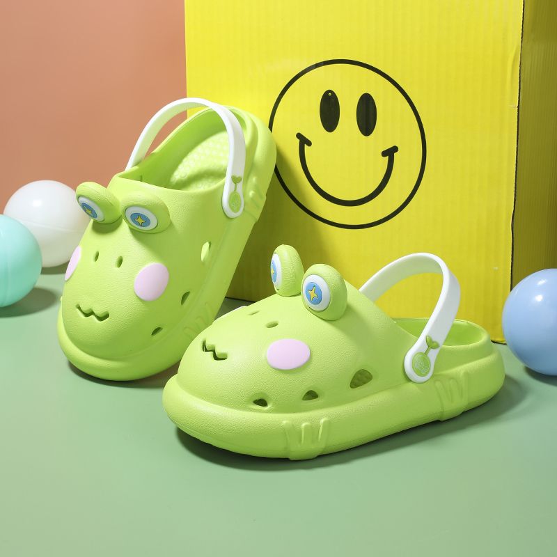Children's hole shoes boys and girls cute cartoon indoor non-slip sandals and slippers wear soft bottom anti-collision baby sandals