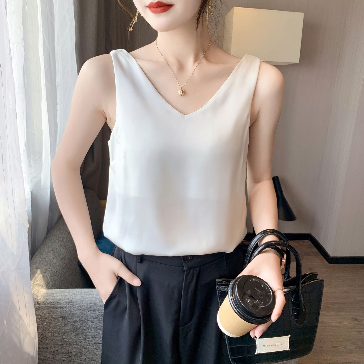 超仙小眾高級感時尚純色緞面吊帶背心女夏季新款內搭外穿打底上衣