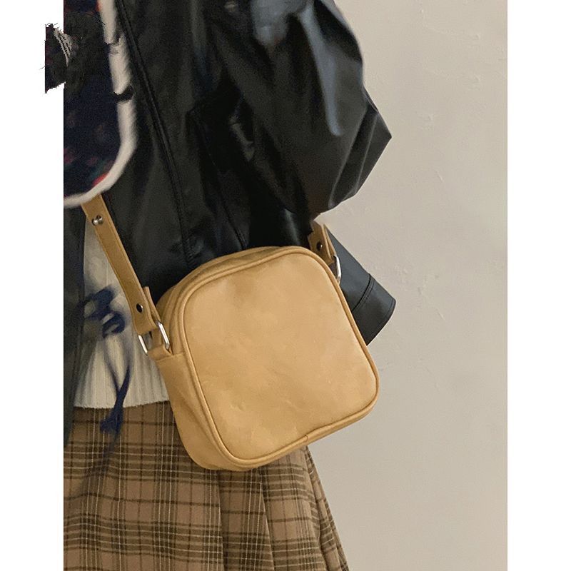百搭ins斜挎包包女秋冬2022新款潮復古小方包韓國小眾單肩小包