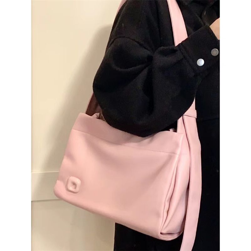 Korean bag women's  new high-end one-shoulder Messenger bag large-capacity underarm bag class commuting tote bag