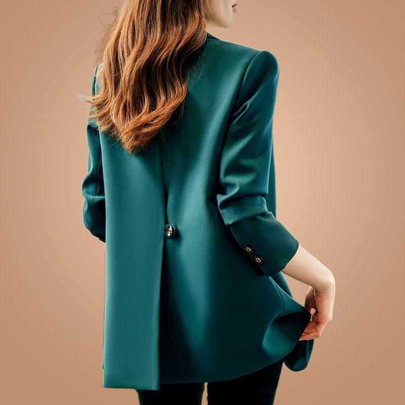High-end green suit jacket female spring and autumn design sense niche 2023 new casual suit small man high-end sense