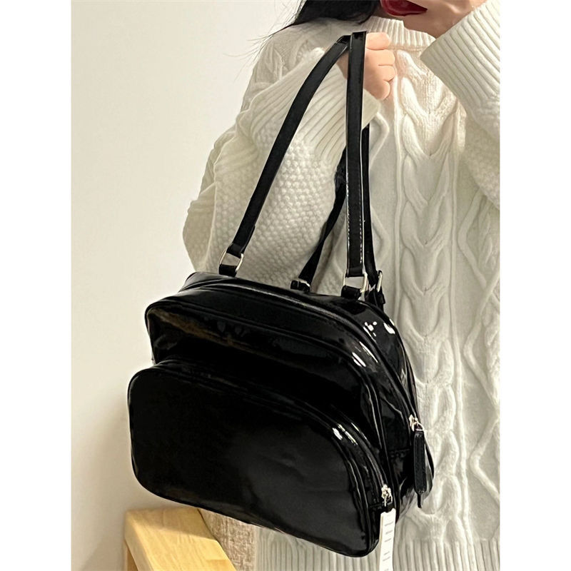 Jennie star same bag female 2023 new cute playful all-match casual black backpack small backpack