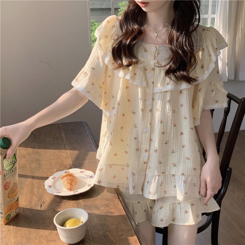 Pajamas women's summer new Japanese girl floral short-sleeved shorts suit lace lace thin section home service suit