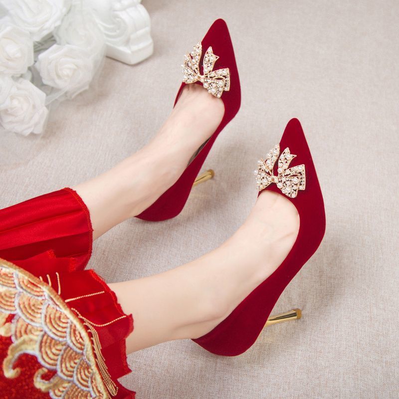 秀禾服婚纱两穿新娘结婚鞋新款酒红色细跟婚礼婚宴伴娘高跟鞋