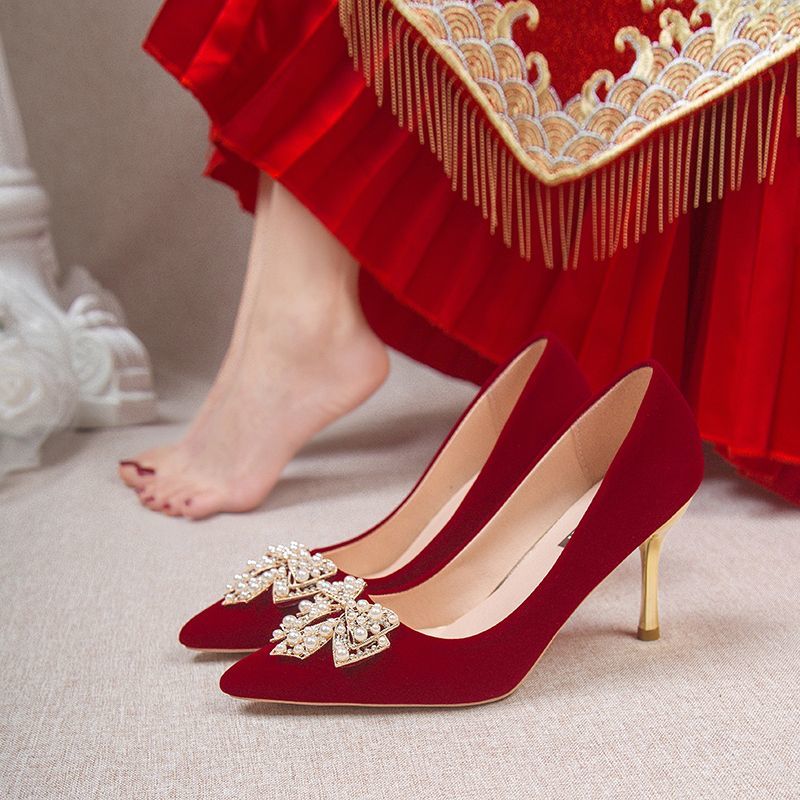 秀禾服婚纱两穿新娘结婚鞋2023新款酒红色细跟婚礼婚宴伴娘高跟鞋