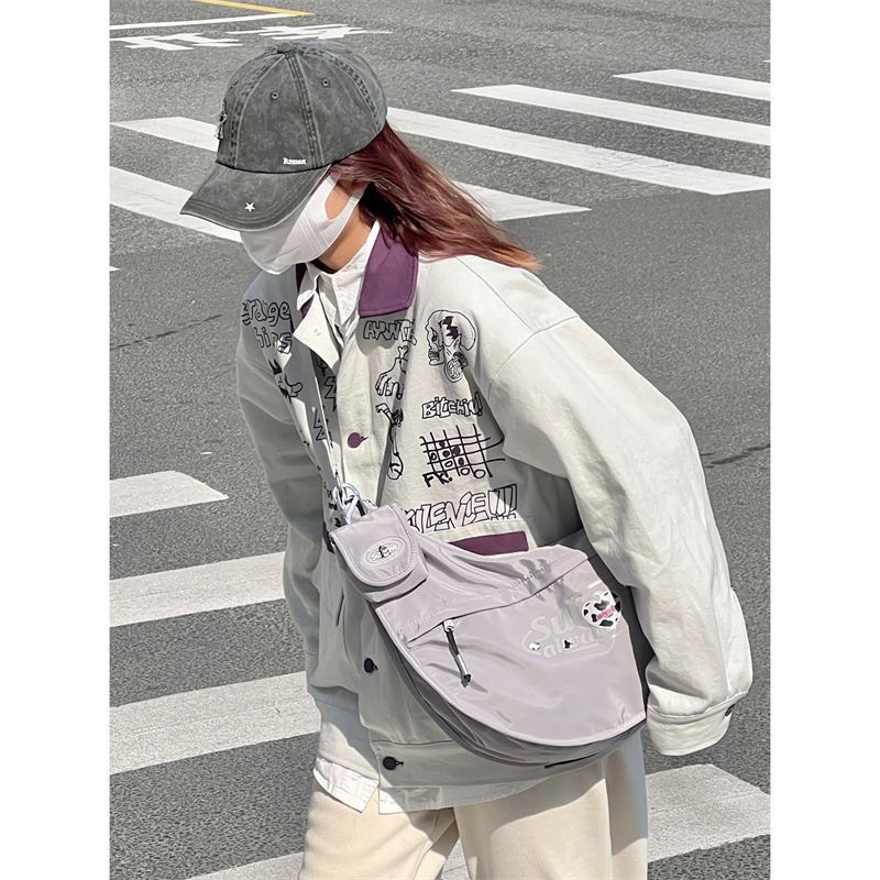 Korean bag women's 2023 new Messenger bag niche school commuting bag large-capacity shoulder bag campus dumpling bag