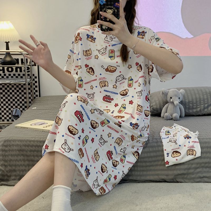 Crayon Shinchan nightdress women's summer short-sleeved Japanese style can be worn outside cartoon fat mm2-300 catties loose long pajamas