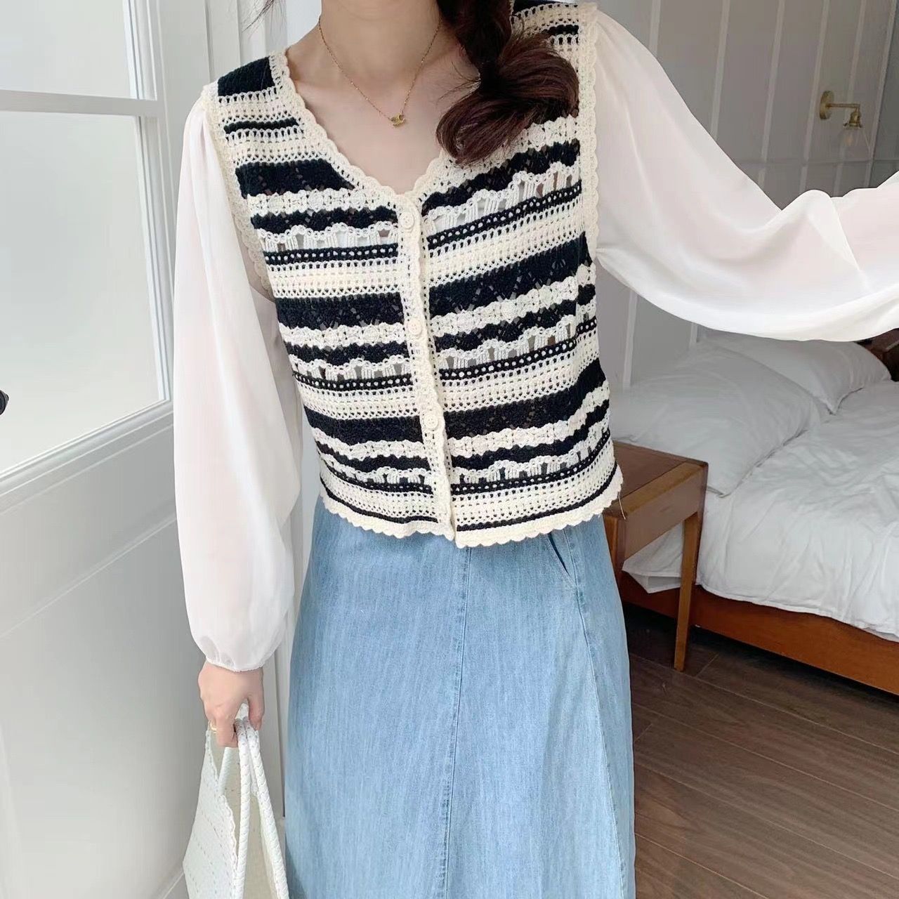 法式復古v領針織開衫流蘇上衣女2023夏季新款設計感小眾短款襯衫