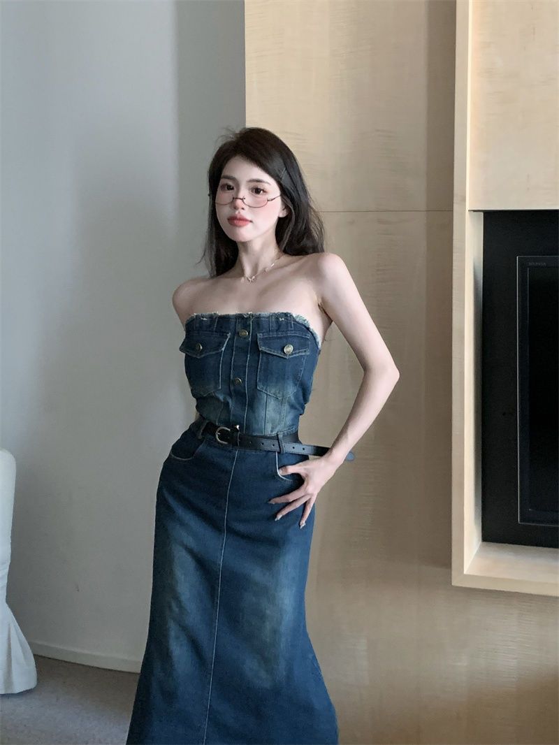 American denim breast wrap skirt for women 2024 spring and summer style waist slimming hot girl ins hip wrap skirt denim dress