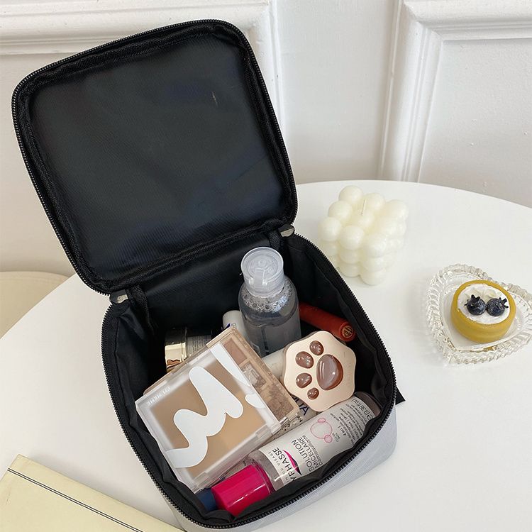 New girl makeup bag makeup brush storage bag female portable cute large-capacity bag travel small wash bag