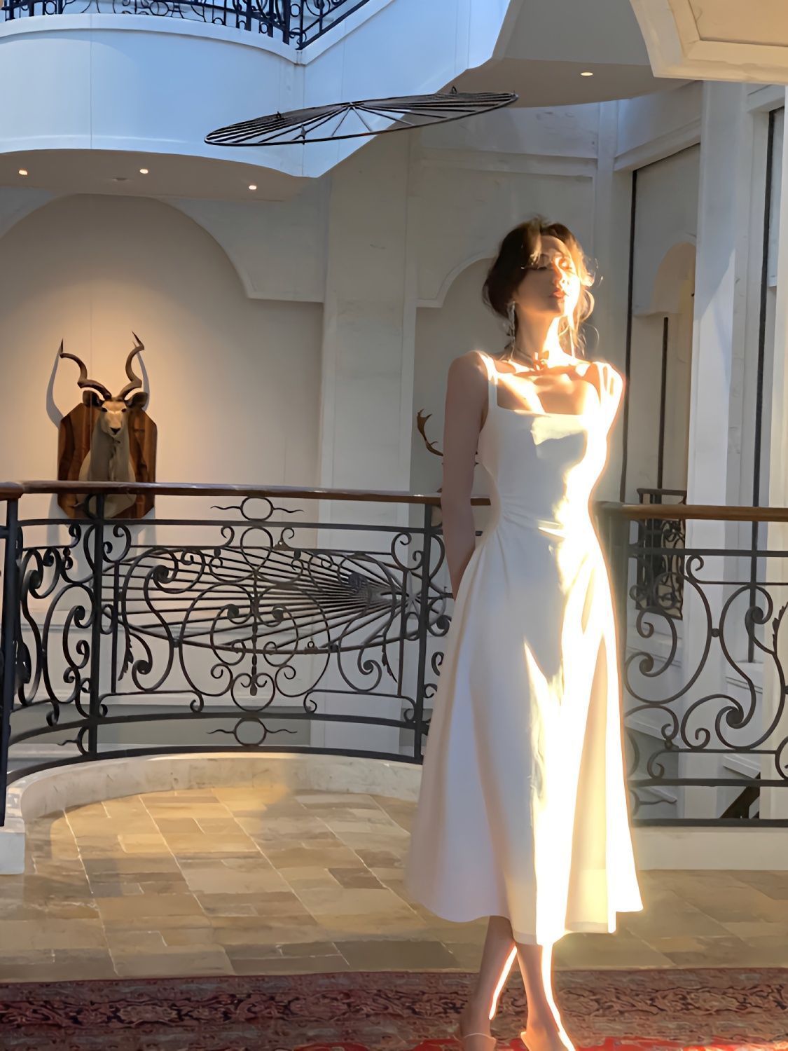 From a moment white sling dress 2023 women's new a-line French waist niche design long skirt