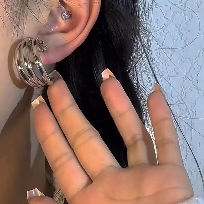 高级感金属耳环女小众设计感耳圈欧美夸张圈圈耳钉耳饰品925银针