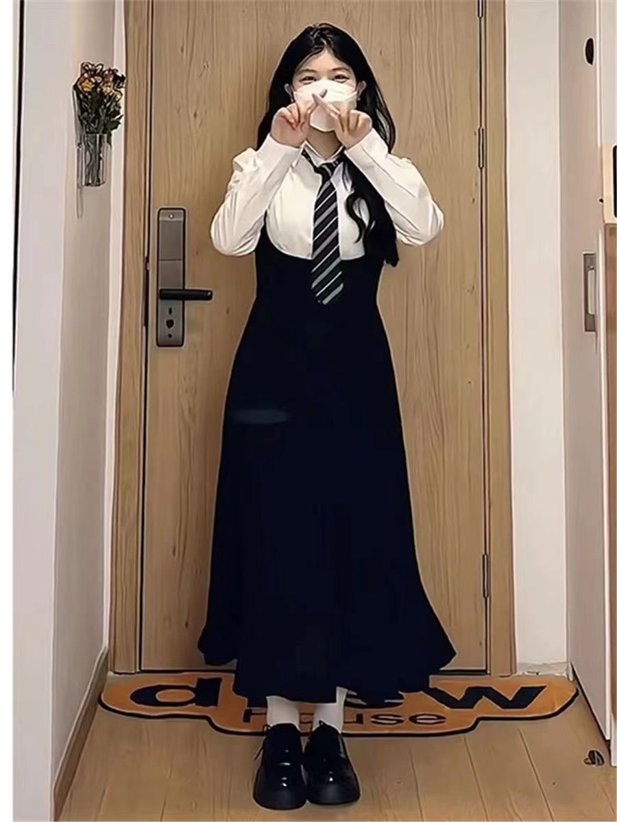大碼女裝2023新款春夏韓系學院風襯衫+背帶裙女春季氣質顯瘦套裝