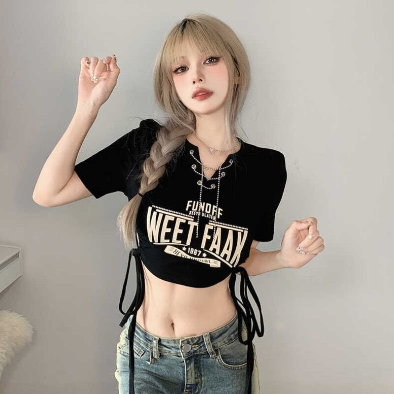 Niche design sense American hot girl t-shirt female students summer fried street tight short section showing breasts big navel top tide