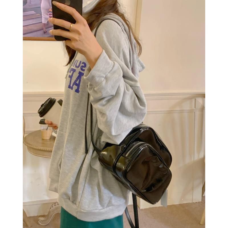 yami self-made Korean niche design sense nieeh shoulder bag Jennie same style bright mirror patent leather female black ROSE