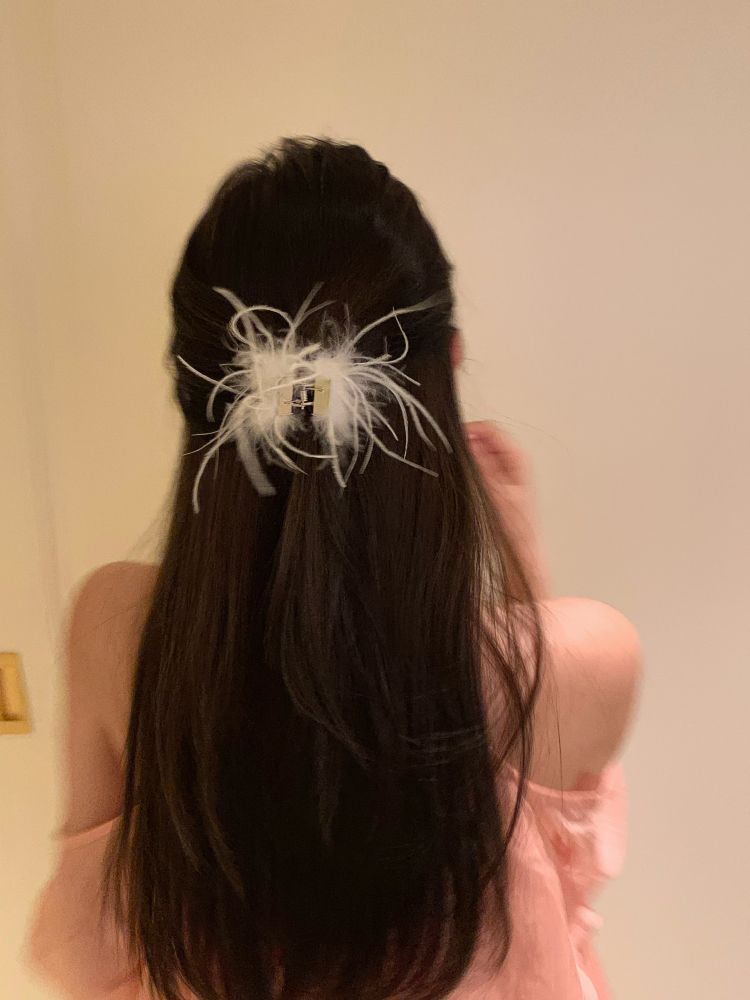超仙ins風羽毛抓夾高級感鯊魚夾鴕鳥毛髮夾女後腦勺毛毛髮抓頭飾