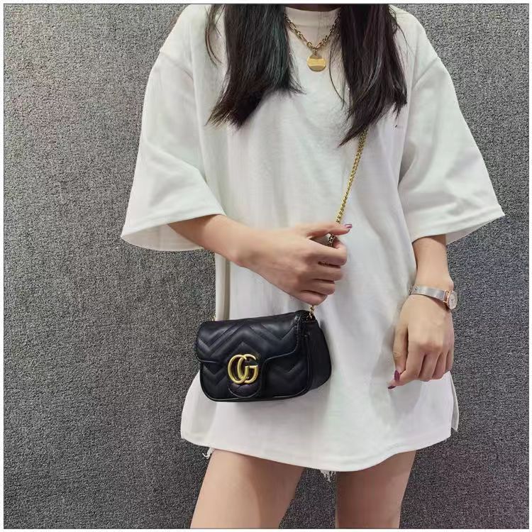 Net red bag female  new fashion explosive crossbody bag all-match ins Lingge small fragrance chain shoulder bag