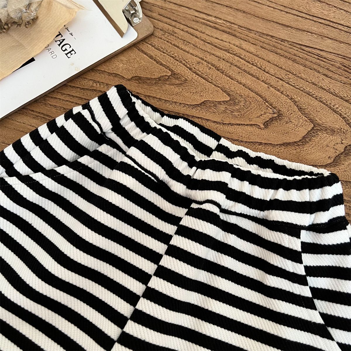 Boys summer cartoon bear short-sleeved shorts suit 2023 summer new children's striped POLO collar two-piece suit