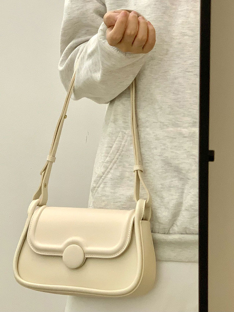 今年流行時尚百搭小包包女2023夏季簡約小眾斜挎包高級質感單肩包