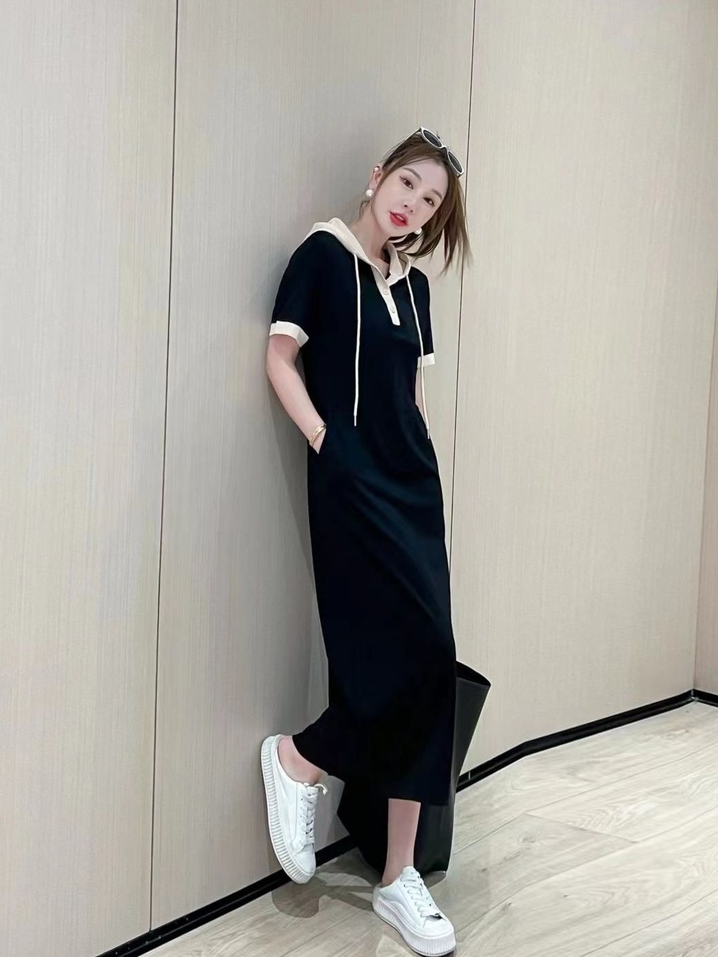 Summer short-sleeved hooded over-the-knee sweater dress fat MM extra-large size 300 catties loose-fitting skin-covering dress