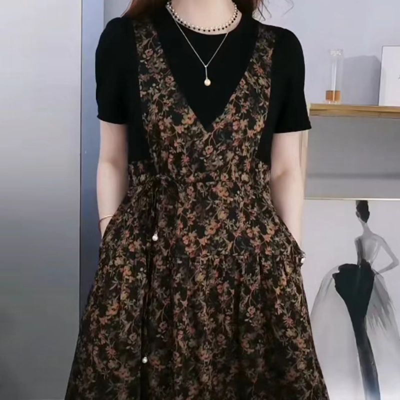 華爾緞假兩件碎花連衣裙女2023夏裝新款高檔短袖氣質顯瘦拼接裙子