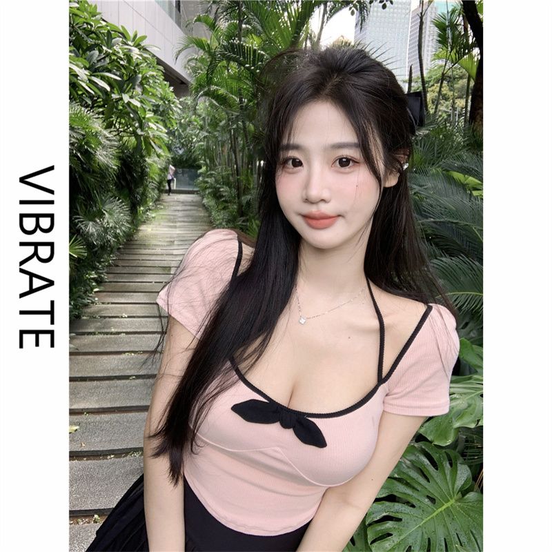 VIBRATE babes sexy low-cut slim short T-shirt female fashion Korean version of net red careful machine short-sleeved top