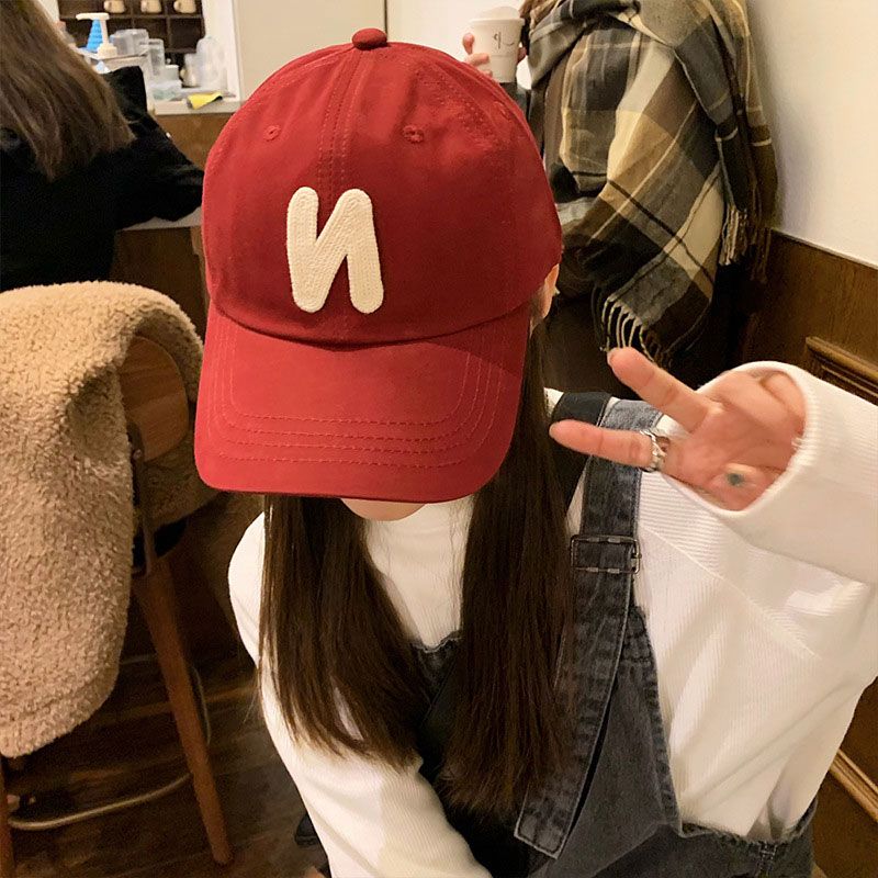 Baseball hat women's spring and summer big head around the face small couple Korean version of the wild alphabet sunscreen sunshade peaked cap male
