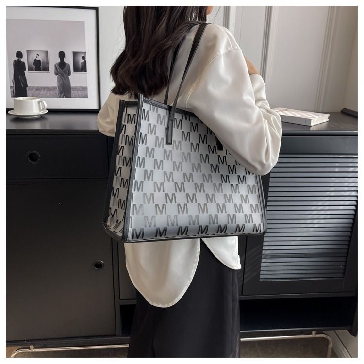 Available Stock Bags, USD 10/Piece Ready To Ship Popular Bag Women'S Summer Fashion Jelly Bag Shoulder Tote Bag Handbag