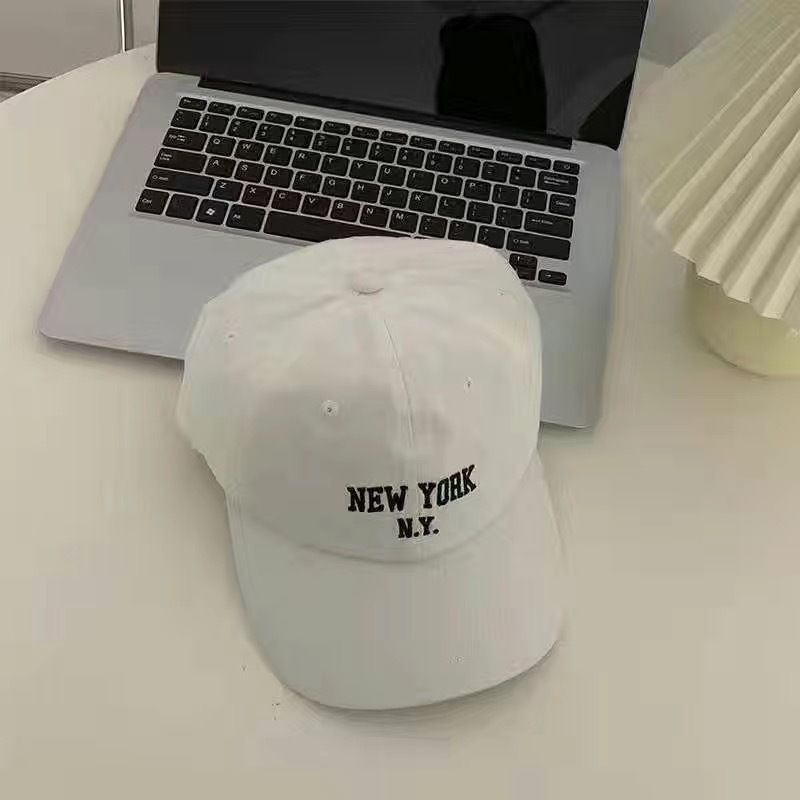 Baseball hat women's spring and summer Korean alphabet embroidery show face small American street all-match couple peaked cap men's fashion