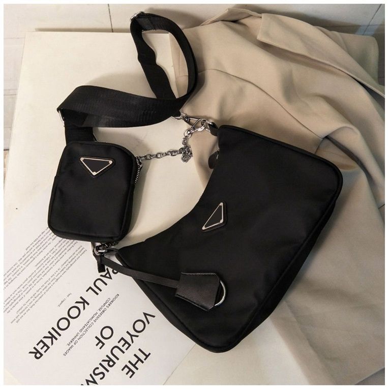 This year's popular ins super hot three-in-one bag  new underarm bag versatile fashion bag women's chain Messenger bag